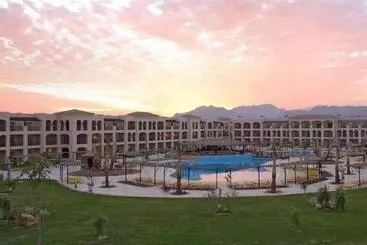 בית מלון כפרי Jaz Mirabel Resort