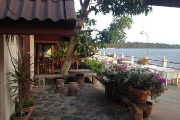 ホテル Kruamaeurai Homestay