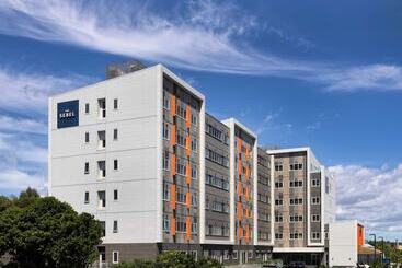 هتل The Sebel Auckland Manukau