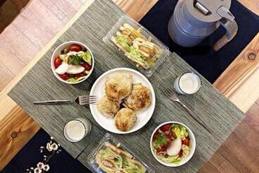 هتل The Sunbeam Hideaway B&b