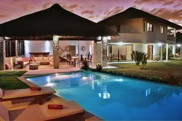 Apartahotel Home The Residence