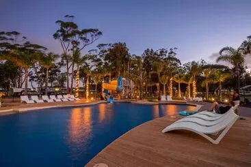 ホテル Big4 Tasman Holiday Parks   Racecourse Beach