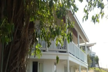 تختخواب و صبحانه A Private Room In Paradise, Vieux Fort