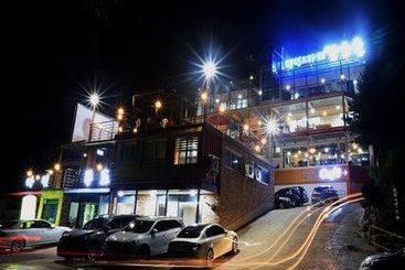 Apartamentos turísticos Andong River Sunset Pension