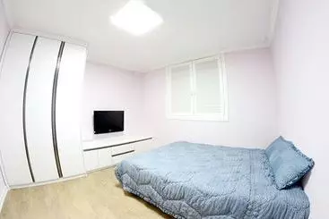 ツーリストアパートメント Andong River Sunset Pension