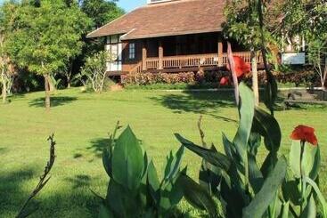 هتل Bulaeinn Villas