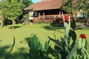 Hotelli Bulaeinn Villas