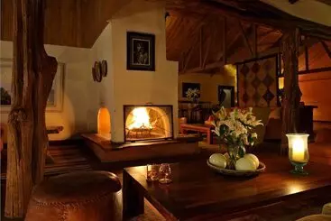هتل Elewana Lewa Safari Camp