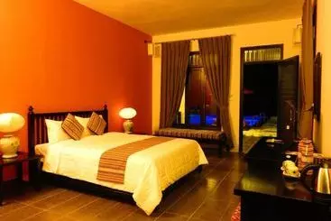 هتل Sols Bungalows
