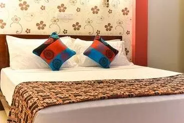 هتل Surf Retreat