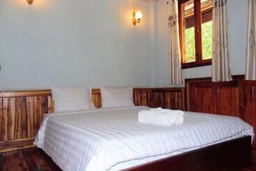 پانسیون Kingkham Riverside