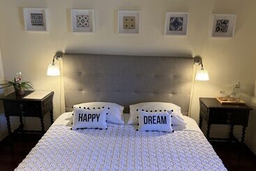 فندق صغير Bergui Guesthouse   Em Guimarães Desde 2017