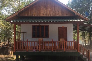 Отель Soutchai Resort