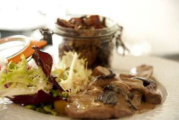 Hotel Logis Auberge Des Voyageurs