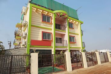 Hotel Oyo 10493 Near Patia