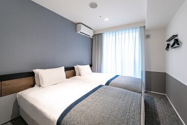 בית מלון כפרי The Flag Shinsaibashi