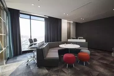 Alt Hotel Calgary East Village