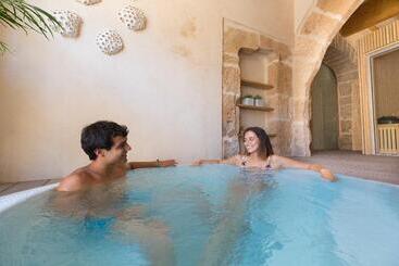 Forum Boutique Hotel & Spa   Adults Only