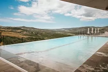 Winery & Design Hotel Roxanich