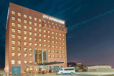 Hotell City Express Plus By Marriott Tijuana