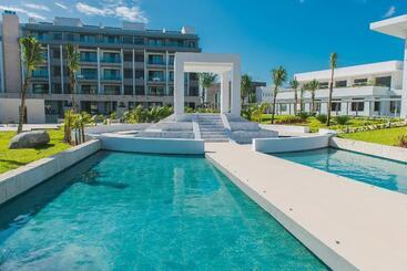 Hotel Majestic Elegance Costa Mujeres  All Inclusive