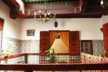 ペンション La Colombe Blanche