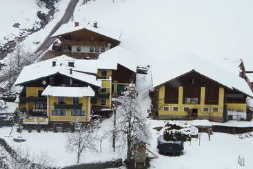 Жильё для туристов Schattaugut