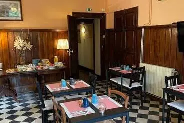 Pensió Chalet Relogio Guesthouse