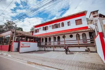 ペンション Pousada Chale Suisso