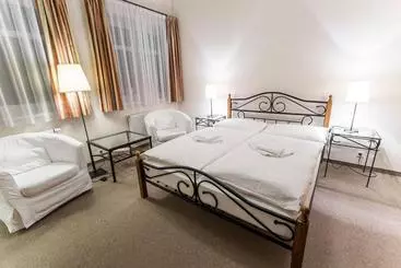 アパートホテル Apartma La Provence