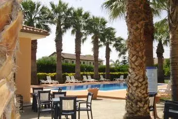 Villa Laura Residence Hotel Apartments & Studios