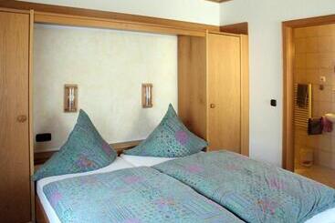 ペンション Haus Hesseberg