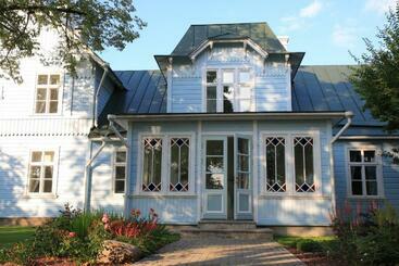 بنسيون Lahe Guesthouse