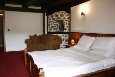 Family Hotel Makedonska Kruchma