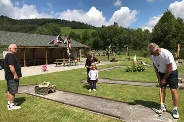 Majatalo Penzion Goral