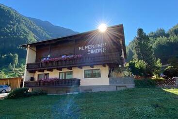 膳宿费 Alpenheim Simone
