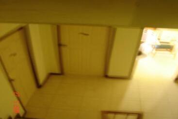 פנסיון Kaset Guesthouse