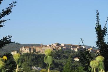 ホテル Agriturismo Borghetto Il Montino