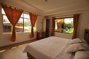 Pensionat Lava House Hostal