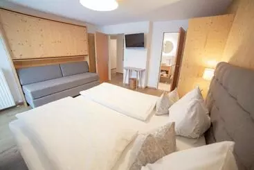 펜션 Aparthotel Steger Wagrain