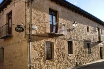Vandrarhem La Posada De Pesquera