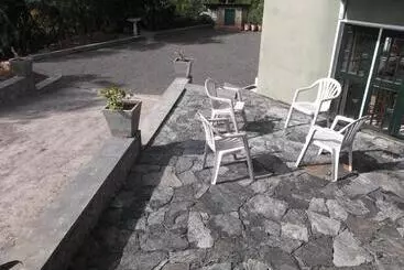 Majatalo The Nest By Amarasinghe S