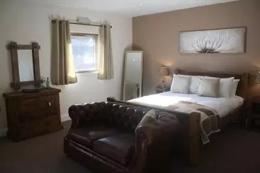 ユースホステル The Woodman Inn