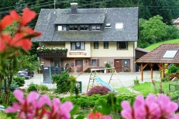 Hospedaria Gasthaus Zur Linde