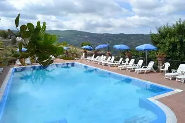 Hotel Il Falco Del Cilento