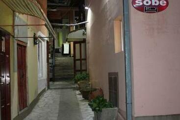 Pensão Guest House Sreder