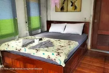 ペンション White Rose Guesthouse