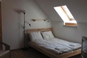 פנסיון Amadeus Vendégház