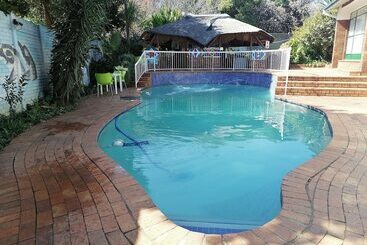 Пансион Isabel S Guesthouse