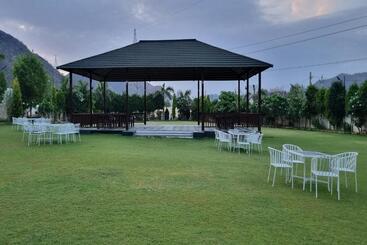 Maangarh Resorts